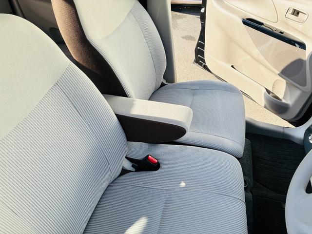 デイズ Ｊ　【保証付き】【修復歴無し】メモリーナビ　ＴＶ　スマートキー　プッシュスタート　バックカメラ　横滑り防止装置付　　　フロントベンチシート　パワーウィンド　安全ボディ　ＥＴＣ車載器　エアコン　ＡＢＳ（37枚目）