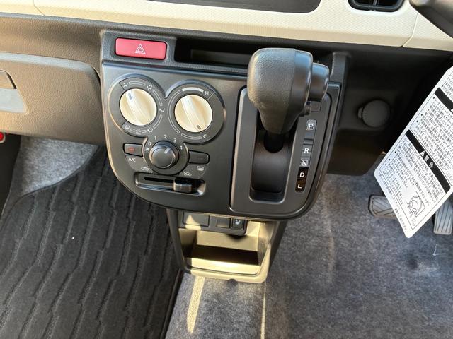 キャロル GL 【保証付き】【修復歴無し】キーレスエントリーキー ETC付き ダブルエアバッグ シートヒータ 横滑防止装置 エネチャージ パワーウィンド エアコン ABS パワステ 衝突安全ボディ 運転席エアバッグ(21枚目)