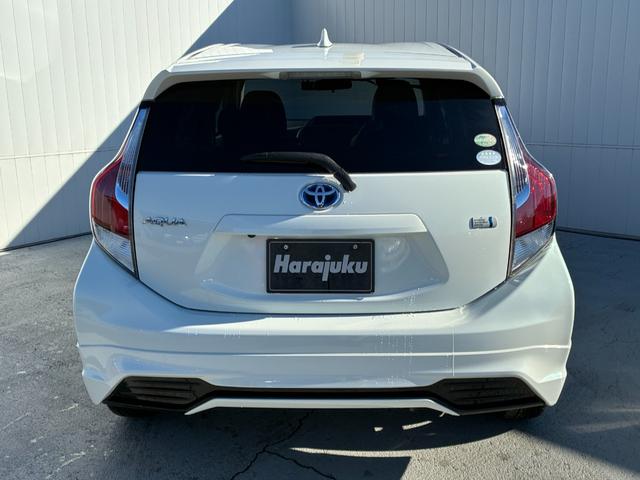 アクア Gブラックソフトレザーセレクション 【保証付き】【修復歴無し】ナビ BT接続 スマ-トキ- 地デジTV バックカメラ ETC ECOモード イモビ クルーズコントロール AUTOエアコン DVD再生機能 衝突安全ボディ PS(5枚目)