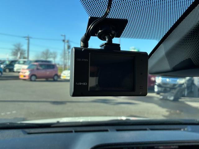 アクア Gブラックソフトレザーセレクション 【保証付き】【修復歴無し】ナビ BT接続 スマ-トキ- 地デジTV バックカメラ ETC ECOモード イモビ クルーズコントロール AUTOエアコン DVD再生機能 衝突安全ボディ PS(24枚目)