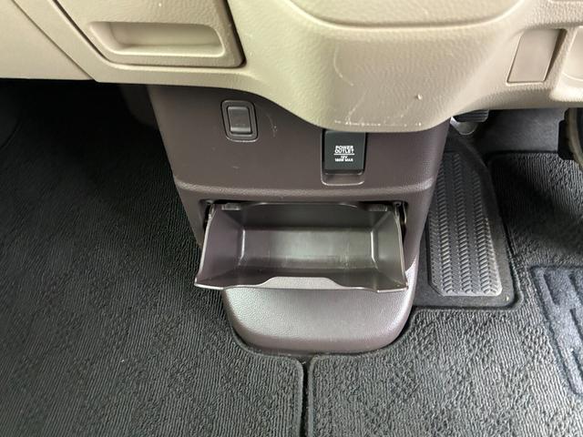 Ｎ－ＢＯＸ Ｇ・Ｌホンダセンシング　【保証付き】【修復歴無し】メモリーナビ　テレビ　バックカメラ　レーダブレーキ　スマートキー　プッシュスタート　車線維持支援システム　オートハイビーム　ＥＴＣ　電動スライドドア　オートライト（29枚目）