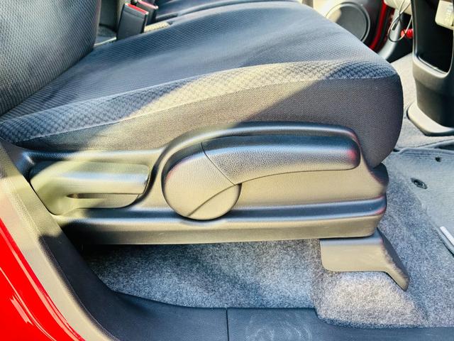 Ｎ－ＯＮＥ Ｇ　ＳＳパッケージ　【保証付き】【修復歴無し】ナビＴＶ　ワンセグ　スマートキー　プッシュスタート　被害軽減ブレーキ　衝突安全ボディ　オートエアコン　横滑り防止装置　パワーウインド　デュアルエアバッグ　ＡＢＳ　エアバッグ（35枚目）