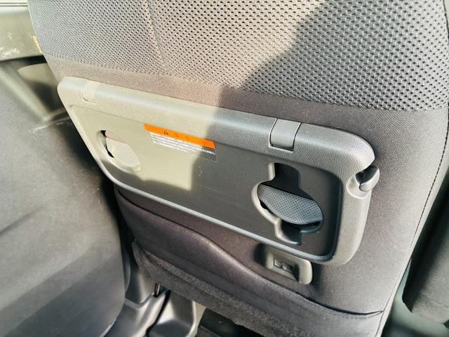 当社は車両販売から自社工場での整備・車検・板金さらには万が一のロードサービスにも対応！現金から分割ローンまで幅広いお支払い！任意保険の専門部署まで完備しており、お客様に安心してご購入いただいております