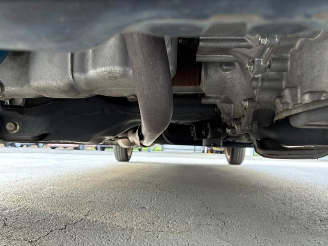 ���I�[�����[�J�[�̌y�����Ԃ�W���I�w���i�E�i���̂m�n�D�P�x�Ɓw�Y��Ȓ��Îԁx��ڎw���āA��������玩���̎Ԃ̂悤�ɑ�؂Ɉ����Ă��܂��B