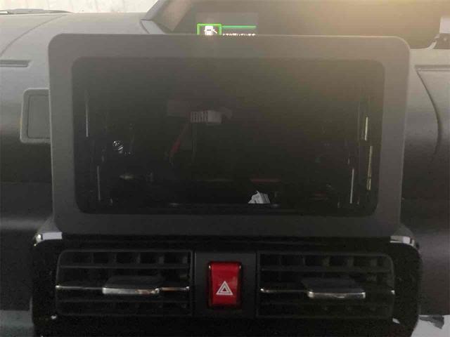 シフォン カスタムＲＳ　ＥＴＣ　バックカメラ　両側電動スライドドア　クリアランスソナー　オートクルーズコントロール　衝突被害軽減システム　オートライト　スマートキー　アイドリングストップ　シートヒーター　届出済未使用車（31枚目）