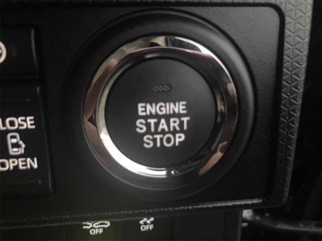 シフォン カスタムＲＳ　ＥＴＣ　バックカメラ　両側電動スライドドア　クリアランスソナー　オートクルーズコントロール　衝突被害軽減システム　オートライト　スマートキー　アイドリングストップ　シートヒーター　届出済未使用車（41枚目）