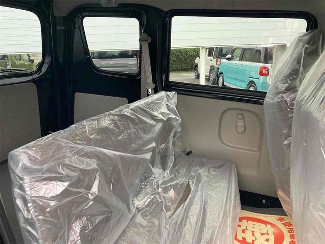 エブリイ ＰＣ　ＣＶＴ　衝突被害軽減システム　クリアランスソナー　レーンアシスト　両側スライドドア　キーレスエントリー　アイドリングストップ　電動格納ミラー　シートヒーター　オートライト　ＬＥＤヘッドランプ（14枚目）