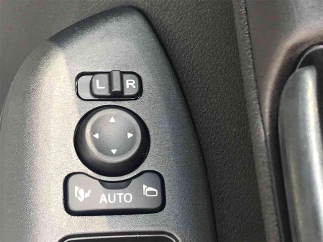 ムーヴ X 両側スライド・片側電動 クリアランスソナー 衝突被害軽減システム オートライト LEDヘッドランプ スマートキー アイドリングストップ 電動格納ミラー ベンチシート CVT 盗難防止システム ABS(40枚目)