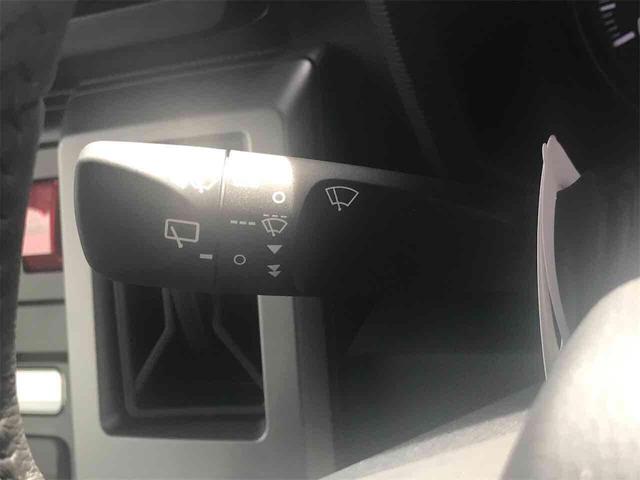 タフト Ｇ　ダーククロムベンチャー　バックカメラ　クリアランスソナー　オートクルーズコントロール　衝突被害軽減システム　オートライト　スマートキー　アイドリングストップ　電動格納ミラー　シートヒーター　サンルーフ　ＣＶＴ　ＥＳＣ（12枚目）