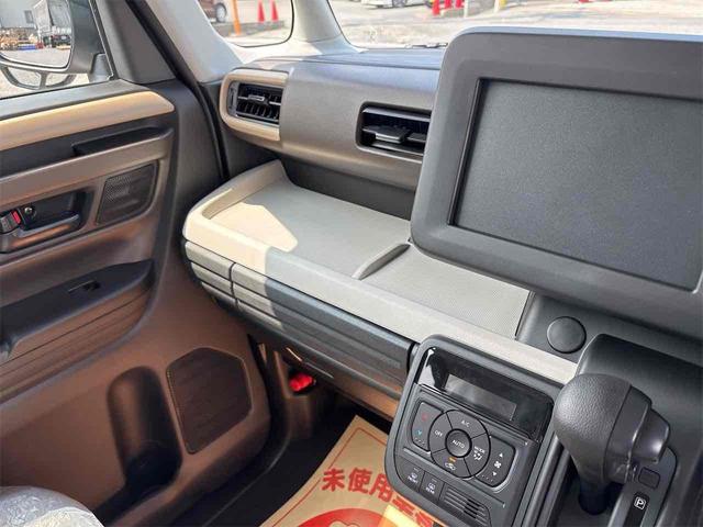 スペーシア 　両側スライドドア　クリアランスソナー　オートライト　スマートキー　アイドリングストップ　電動格納ミラー　ベンチシート　ＣＶＴ　ＥＳＣ　エアコン（45枚目）