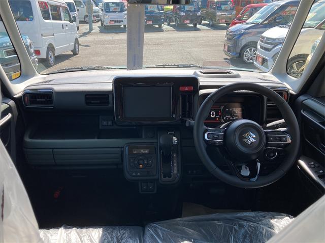 スペーシアギア 　両側電動スライドドア　クリアランスソナー　オートクルーズコントロール　レーンアシスト　オートライト　スマートキー　アイドリングストップ　電動格納ミラー　シートヒーター　ベンチシート　ＣＶＴ　ＡＢＳ（2枚目）