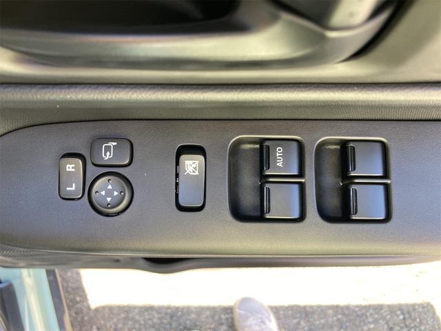 スペーシアギア 　両側電動スライドドア　クリアランスソナー　オートクルーズコントロール　レーンアシスト　オートライト　スマートキー　アイドリングストップ　電動格納ミラー　シートヒーター　ベンチシート　ＣＶＴ　ＡＢＳ（34枚目）