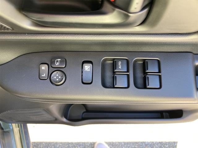 スペーシアギア ハイブリッドＸＺ　両側電動スライドドア　オートクルーズコントロール　オートライト　スマートキー　アイドリングストップ　電動格納ミラー　シートヒーター　ベンチシート　ＣＶＴ　ＥＳＣ　オットマン　ルーフレール（34枚目）