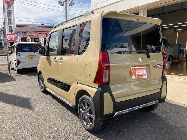 タント ファンクロス　バックカメラ　両側電動スライドドア　クリアランスソナー　衝突被害軽減システム　オートライト　スマートキー　アイドリングストップ　電動格納ミラー　シートヒーター　ＣＶＴ　ＥＳＣ　ルーフレール（18枚目）