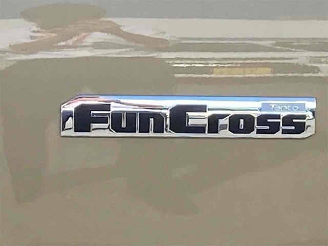 タント ファンクロス　バックカメラ　両側電動スライドドア　クリアランスソナー　衝突被害軽減システム　オートライト　スマートキー　アイドリングストップ　電動格納ミラー　シートヒーター　ＣＶＴ　ＥＳＣ　ルーフレール（21枚目）