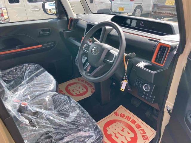 タント ファンクロス　バックカメラ　両側電動スライドドア　クリアランスソナー　衝突被害軽減システム　オートライト　スマートキー　アイドリングストップ　電動格納ミラー　シートヒーター　ＣＶＴ　ＥＳＣ　ルーフレール（32枚目）