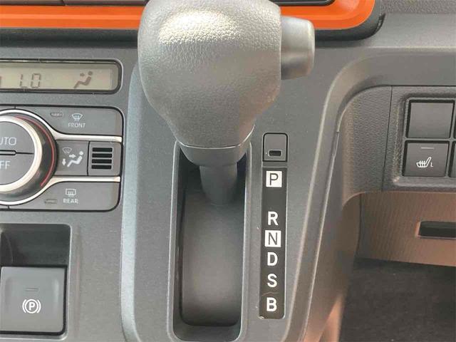 タント ファンクロス　バックカメラ　両側電動スライドドア　クリアランスソナー　衝突被害軽減システム　オートライト　スマートキー　アイドリングストップ　電動格納ミラー　シートヒーター　ＣＶＴ　ＥＳＣ　ルーフレール（39枚目）