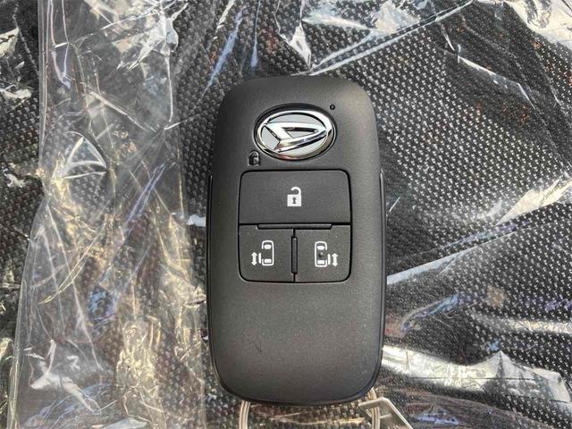 タント ファンクロス　バックカメラ　両側電動スライドドア　クリアランスソナー　衝突被害軽減システム　オートライト　スマートキー　アイドリングストップ　電動格納ミラー　シートヒーター　ＣＶＴ　ＥＳＣ　ルーフレール（50枚目）