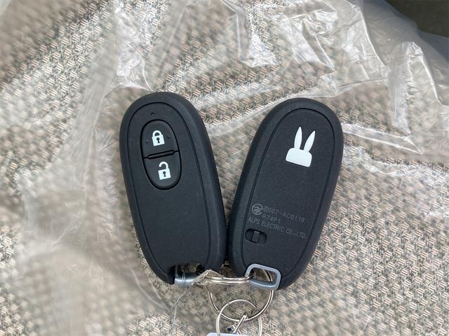 アルトラパン Ｌ　クリアランスソナー　レーンアシスト　衝突被害軽減システム　オートライト　スマートキー　アイドリングストップ　電動格納ミラー　シートヒーター　ベンチシート　ＣＶＴ　ＥＳＣ　エアコン　パワーウィンドウ（10枚目）