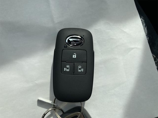 タント ファンクロスターボ　バックカメラ　両側電動スライドドア　クリアランスソナー　衝突被害軽減システム　オートライト　スマートキー　アイドリングストップ　電動格納ミラー　シートヒーター　ＣＶＴ　盗難防止システム　ＥＳＣ（25枚目）