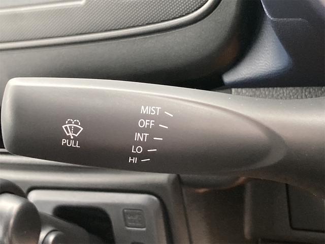 アルト 　クリアランスソナー　レーンアシスト　オートライト　キーレスエントリー　アイドリングストップ　電動格納ミラー　シートヒーター　ＣＶＴ　ＥＳＣ　エアコン　パワーステアリング　パワーウィンドウ（42枚目）