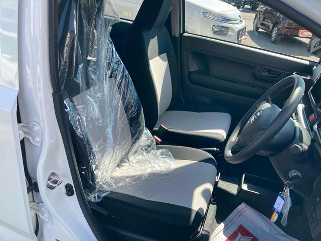 ミライース L SAIII クリアランスソナー 衝突被害軽減システム オートマチックハイビーム オートライト キーレスエントリー アイドリングストップ CVT 盗難防止システム ABS ESC 衝突安全ボディ エアコン(33枚目)