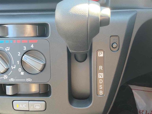 ミライース Ｌ　ＳＡＩＩＩ　クリアランスソナー　衝突被害軽減システム　オートマチックハイビーム　オートライト　キーレスエントリー　アイドリングストップ　ＣＶＴ　盗難防止システム　ＡＢＳ　ＥＳＣ　衝突安全ボディ　エアコン（6枚目）