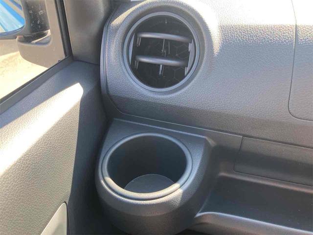 ミライース Ｌ　ＳＡＩＩＩ　クリアランスソナー　衝突被害軽減システム　オートマチックハイビーム　オートライト　キーレスエントリー　アイドリングストップ　ＣＶＴ　盗難防止システム　ＡＢＳ　ＥＳＣ　衝突安全ボディ　エアコン（41枚目）