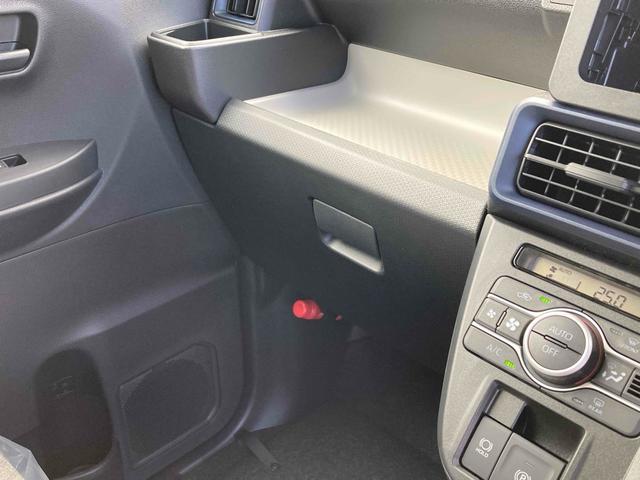 シフォン Ｇ　バックカメラ　両側電動スライドドア　クリアランスソナー　レーンアシスト　衝突被害軽減システム　オートライト　ＬＥＤヘッドランプ　スマートキー　アイドリングストップ　電動格納ミラー　シートヒーター（49枚目）