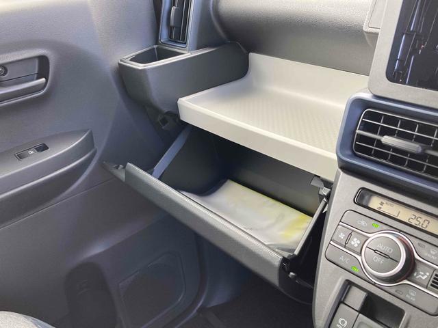 シフォン Ｇ　バックカメラ　両側電動スライドドア　クリアランスソナー　レーンアシスト　衝突被害軽減システム　オートライト　ＬＥＤヘッドランプ　スマートキー　アイドリングストップ　電動格納ミラー　シートヒーター（50枚目）