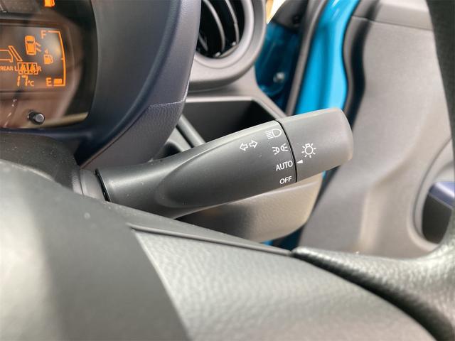 アルト 　クリアランスソナー　レーンアシスト　衝突被害軽減システム　オートライト　アイドリングストップ　電動格納ミラー　シートヒーター　ＣＶＴ　ＥＳＣ　エアコン　パワーウィンドウ（10枚目）