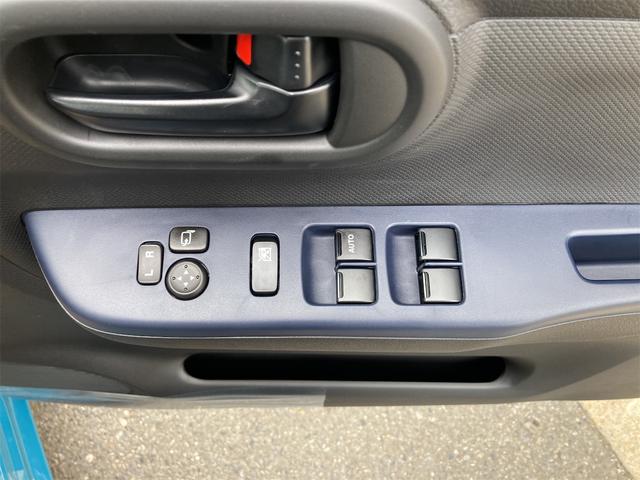 アルト 　クリアランスソナー　レーンアシスト　衝突被害軽減システム　オートライト　アイドリングストップ　電動格納ミラー　シートヒーター　ＣＶＴ　ＥＳＣ　エアコン　パワーウィンドウ（11枚目）