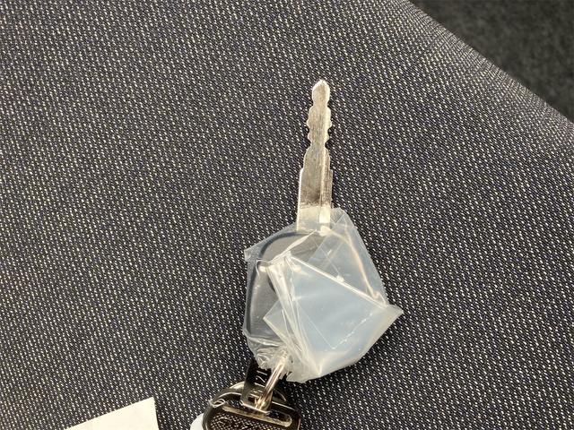 アルト 　クリアランスソナー　レーンアシスト　衝突被害軽減システム　オートライト　アイドリングストップ　電動格納ミラー　シートヒーター　ＣＶＴ　ＥＳＣ　エアコン　パワーウィンドウ（41枚目）