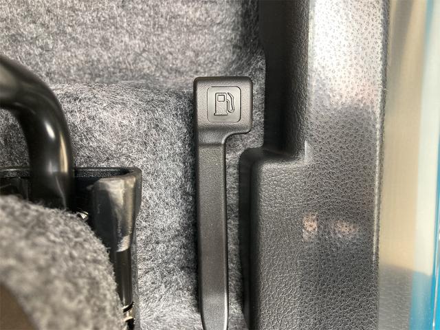 アルト 　クリアランスソナー　レーンアシスト　衝突被害軽減システム　オートライト　アイドリングストップ　電動格納ミラー　シートヒーター　ＣＶＴ　ＥＳＣ　エアコン　パワーウィンドウ（42枚目）