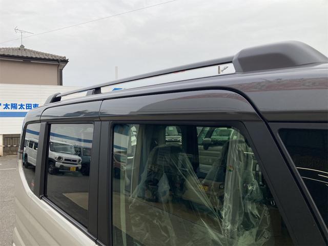 スペーシアギア ハイブリッドＸＺ　両側電動スライドドア　レーンアシスト　オートライト　スマートキー　アイドリングストップ　電動格納ミラー　シートヒーター　ＣＶＴ　ＥＳＣ　オットマン　ルーフレール　アルミホイール　エアコン（24枚目）