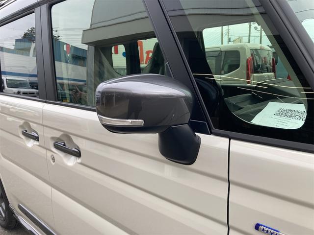 スペーシアギア ハイブリッドＸＺ　両側電動スライドドア　レーンアシスト　オートライト　スマートキー　アイドリングストップ　電動格納ミラー　シートヒーター　ＣＶＴ　ＥＳＣ　オットマン　ルーフレール　アルミホイール　エアコン（31枚目）