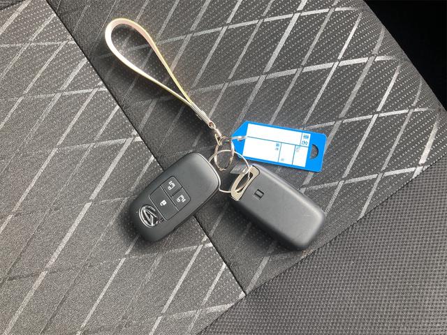 アトレー ＲＳ　ＣＶＴ　衝突被害軽減システム　クリアランスソナー　オートクルーズコントロール　バックカメラ　両側電動スライドドア　スマートキー　アイドリングストップ　電動格納ミラー　オートライト（7枚目）