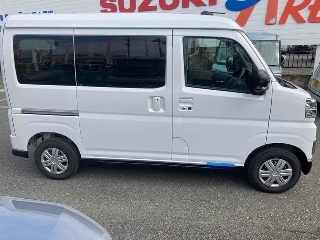 アトレー ＲＳ　バックカメラ　両側電動スライドドア　クリアランスソナー　オートクルーズコントロール　衝突被害軽減システム　オートライト　ＬＥＤヘッドランプ　スマートキー　アイドリングストップ　電動格納ミラー　ＣＶＴ（4枚目）