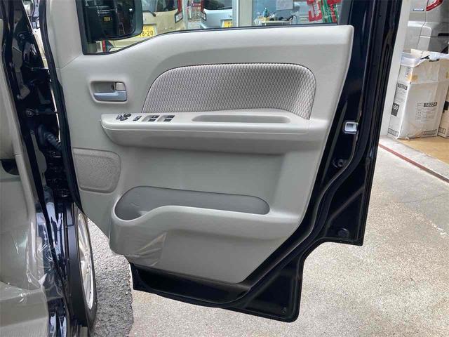 エブリイワゴン ＰＺターボスペシャル　両側電動スライドドア　クリアランスソナー　レーンアシスト　衝突被害軽減システム　オートライト　スマートキー　アイドリングストップ　電動格納ミラー　シートヒーター　ＣＶＴ　ＥＳＣ　アルミホイール（34枚目）