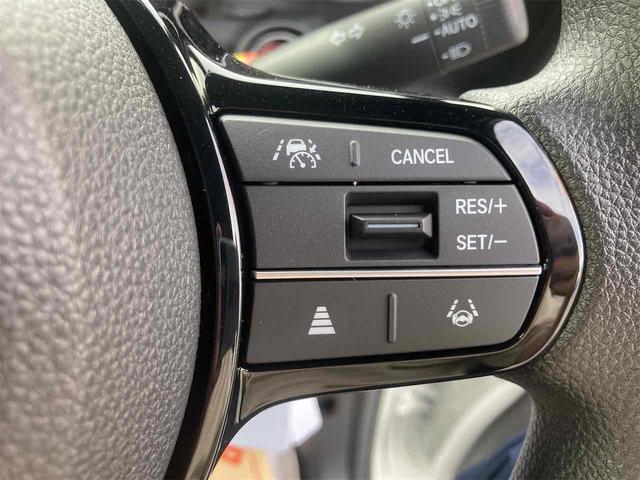 N-BOXカスタム ベースグレード バックカメラ 両側スライド・片側電動 クリアランスソナー オートクルーズコントロール レーンアシスト 衝突被害軽減システム オートライト LEDヘッドランプ スマートキー アイドリングストップ(10枚目)