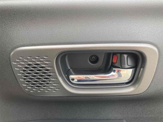 N-BOXカスタム ベースグレード バックカメラ 両側スライド・片側電動 クリアランスソナー オートクルーズコントロール レーンアシスト 衝突被害軽減システム オートライト LEDヘッドランプ スマートキー アイドリングストップ(40枚目)