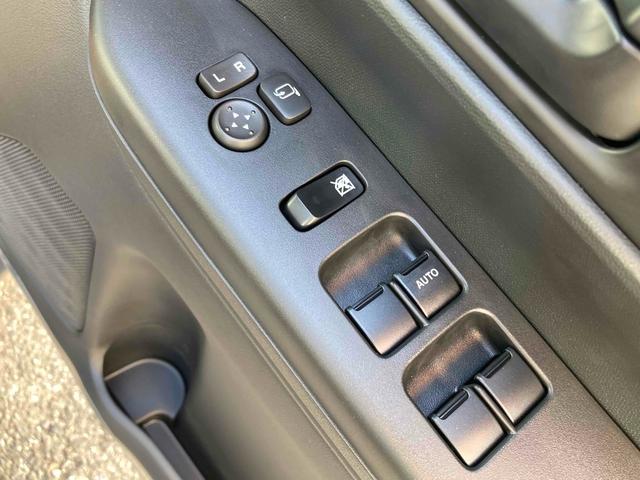 スペーシアギア ハイブリッドＸＺ　両側電動スライドドア　クリアランスソナー　オートクルーズコントロール　レーンアシスト　衝突被害軽減システム　オートライト　ＬＥＤヘッドランプ　スマートキー　アイドリングストップ　電動格納ミラー（32枚目）