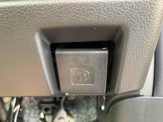 スペーシアギア ハイブリッドＸＺ　両側電動スライドドア　オートクルーズコントロール　レーンアシスト　オートライト　スマートキー　アイドリングストップ　電動格納ミラー　シートヒーター　ベンチシート　ＣＶＴ　ＡＢＳ　ＥＳＣ　ルーフレール（43枚目）