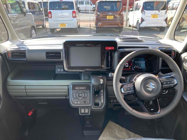 スペーシアギア ハイブリッドＸＺ　両側電動スライドドア　クリアランスソナー　オートクルーズコントロール　レーンアシスト　衝突被害軽減システム　オートライト　ＬＥＤヘッドランプ　スマートキー　アイドリングストップ　電動格納ミラー（2枚目）