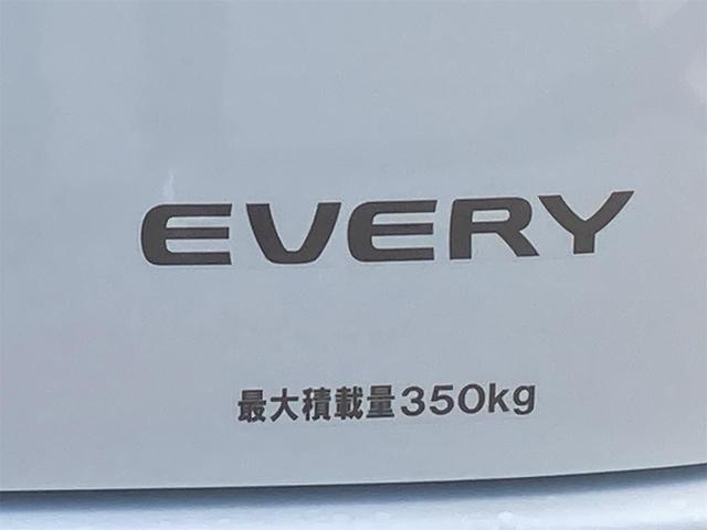 エブリイ PC MT 衝突被害軽減システム クリアランスソナー レーンアシスト 両側スライドドア 電動格納ミラー オートライト ESC エアコン パワーステアリング パワーウィンドウ 運転席エアバッグ(24枚目)