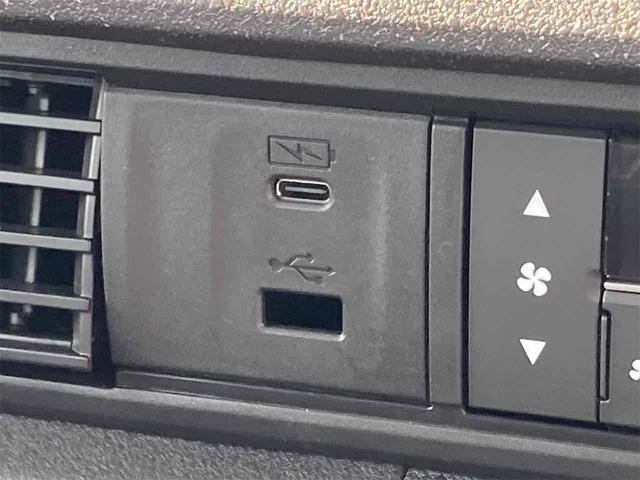 N-BOXカスタム ベースグレード バックカメラ 両側スライド・片側電動 クリアランスソナー オートクルーズコントロール レーンアシスト 衝突被害軽減システム オートライト LEDヘッドランプ スマートキー アイドリングストップ(47枚目)