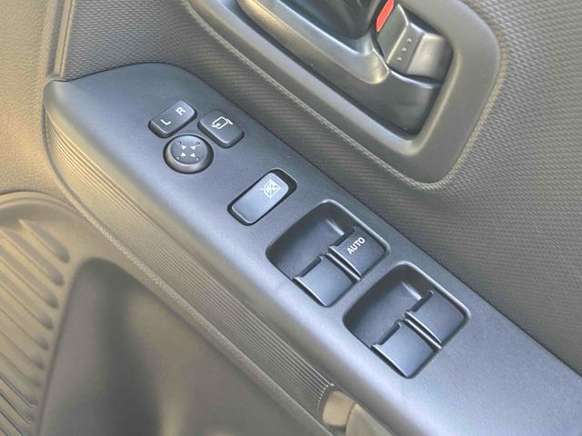 スペーシアベース ＸＦ　両側スライド・片側電動　クリアランスソナー　オートクルーズコントロール　レーンアシスト　衝突被害軽減システム　オートライト　スマートキー　アイドリングストップ　電動格納ミラー　シートヒーター　ＣＶＴ（10枚目）