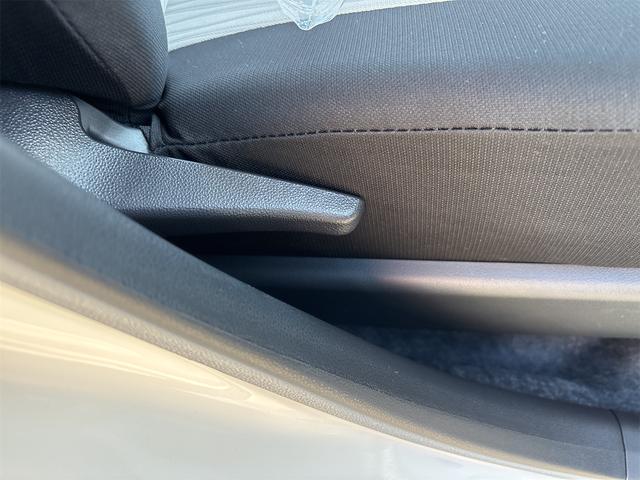 ミライース L SAIII クリアランスソナー 衝突被害軽減システム オートマチックハイビーム オートライト キーレスエントリー アイドリングストップ CVT ABS ESC エアコン パワーステアリング パワーウィンドウ(34枚目)