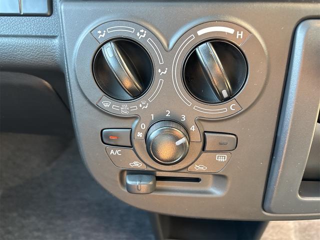 アルト L クリアランスソナー レーンアシスト 衝突被害軽減システム オートライト アイドリングストップ 電動格納ミラー CVT ESC エアコン パワーウィンドウ(5枚目)