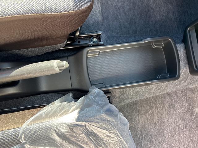 アルト L クリアランスソナー レーンアシスト 衝突被害軽減システム オートライト アイドリングストップ 電動格納ミラー CVT ESC エアコン パワーウィンドウ(43枚目)